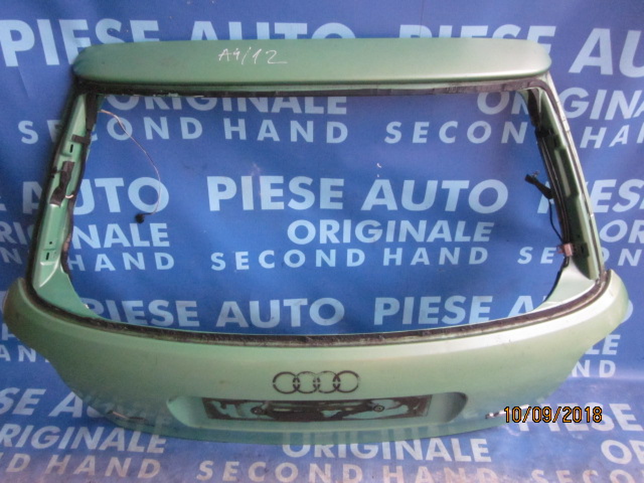 Hayon Audi A4 1997