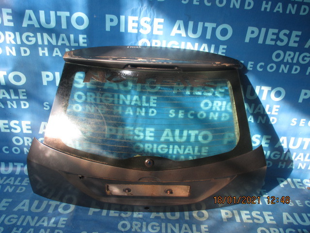 Hayon Ford Focus 2003; 5-hatchback
