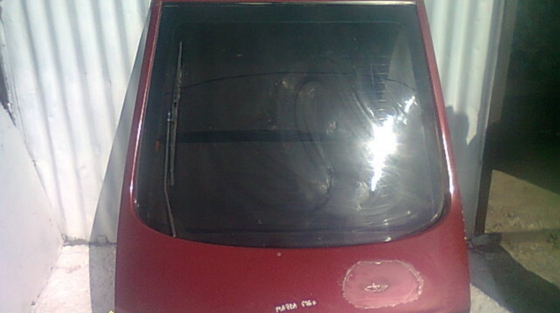 Hayon Mazda 626