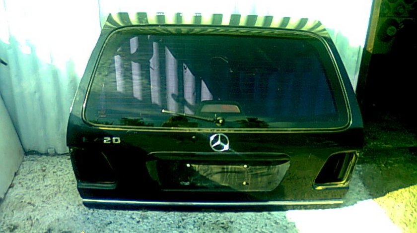 Hayon Mercedes E420 W210