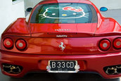 Hello Kitty face noi victime: Ferrari 360