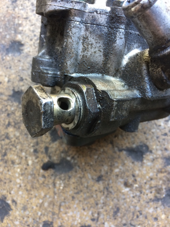 Holender Volkswagen Passat B5 [1996 - 2000] Sedan 4-usi 1.9 TDI MT (110 hp) (3B2)