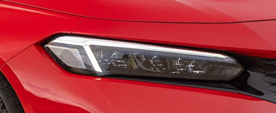 Honda a lansat si-n Europa cea mai recenta generatie a legendarului Civic Type R. Noua masina a japonezilor costa cu peste 2.600 de euro mai mult decat un Volkswagen Golf R cu motor de 320 de cai, transmisie DSG si 4x4 Honda a lansat si-n Europa cea mai recenta generatie a legendarului Civic Type R. Noua masina a japonezilor costa cu peste 2.600 de euro mai mult decat un Volkswagen Golf R cu motor de 320 de cai, transmisie DSG si 4x4