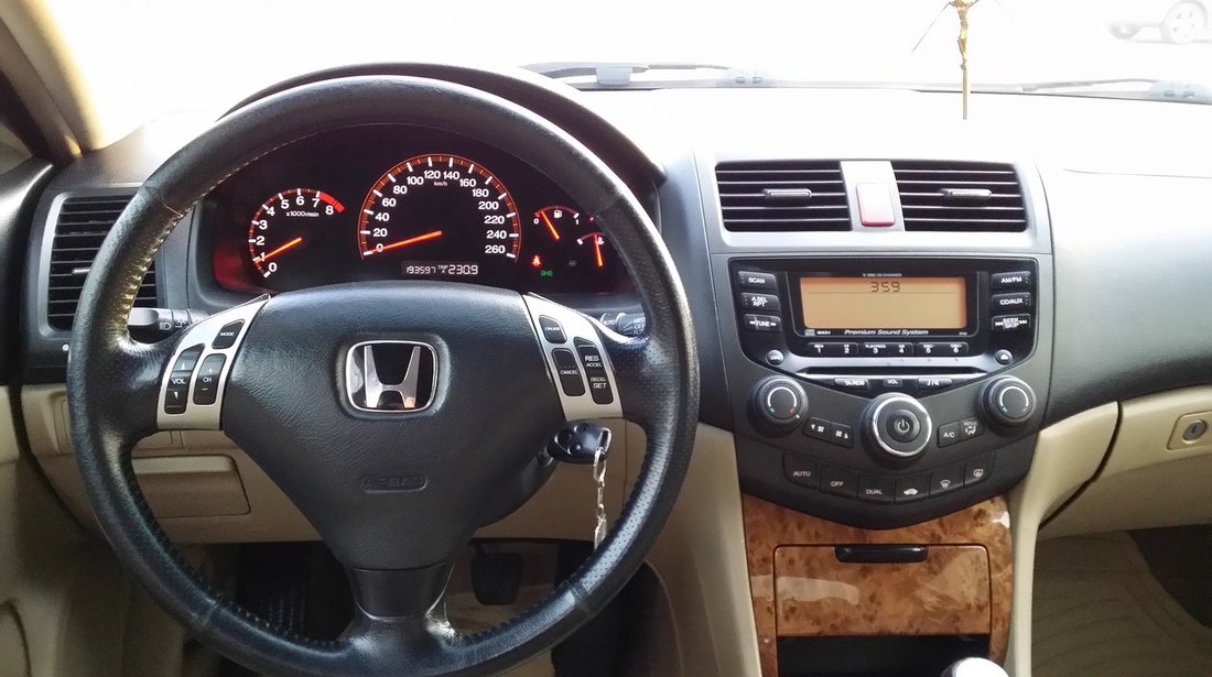 Honda Accord 2.4i vtec 2005