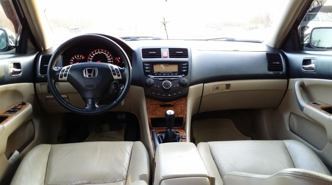 Honda Accord 2.4i vtec 2005