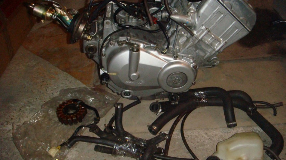 Honda cbr 600F4i 2002 motor