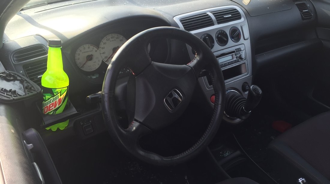 Honda Civic 1.4 is 2004