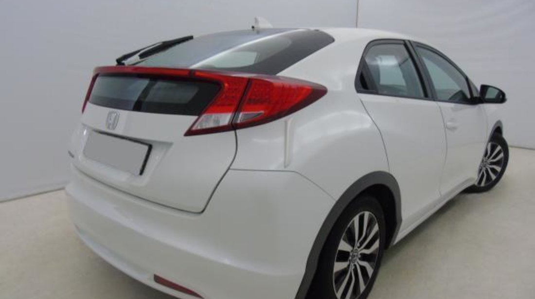 Honda Civic Confort 1.6 i-DTEC 120 CP M/T 2013