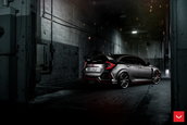 Honda Civic Type R cu jante Vossen