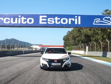 Honda Civic Type R ia cu asalt 5 circuite europene