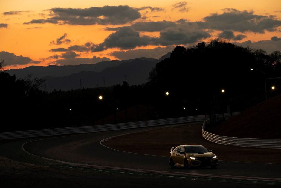Honda Civic Type R Limited record pe Suzuka