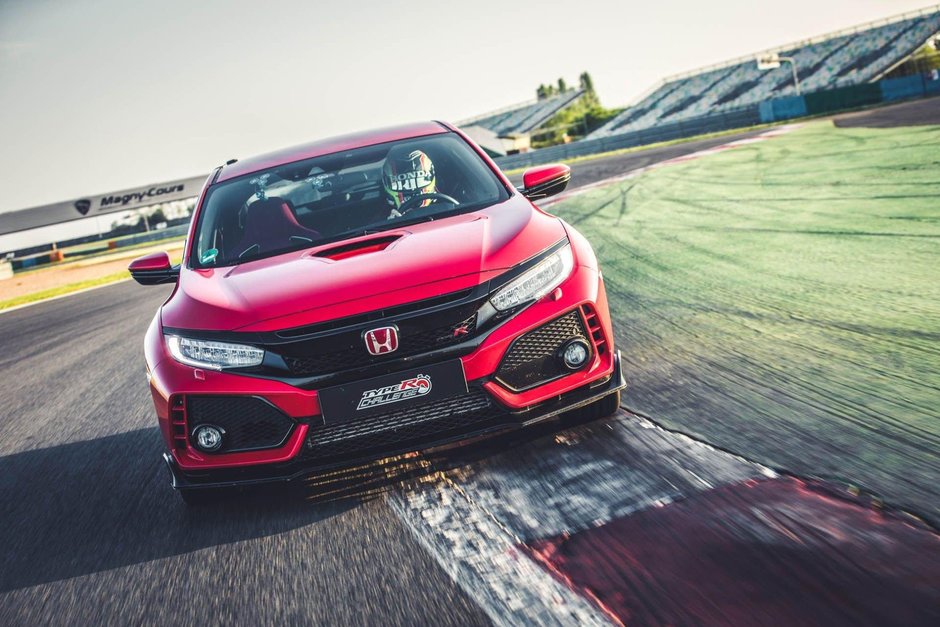 Honda Civic Type R record pe Magny Cours