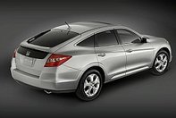 Honda lanseaza Accord CrossTour