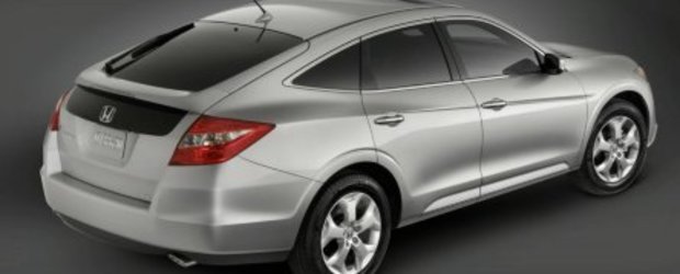 Honda lanseaza Accord CrossTour