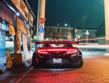 Honda NSX cu pachet Liberty Walk