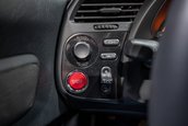 Honda S2000 cu 1.322 de kilometri la bord
