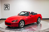 Honda S2000 cu 1.322 de kilometri la bord