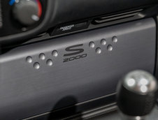 Honda S2000 cu 1.322 de kilometri la bord