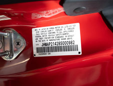 Honda S2000 cu 1.322 de kilometri la bord