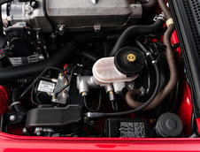 Honda S2000 cu 1.322 de kilometri la bord