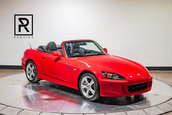 Honda S2000 cu 1.322 de kilometri la bord