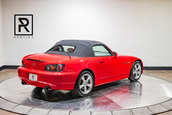 Honda S2000 cu 1.322 de kilometri la bord