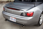 Honda S2000 cu 1.464 km la bord