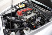 Honda S2000 cu 1.464 km la bord