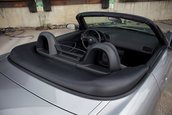 Honda S2000 cu 1.464 km la bord