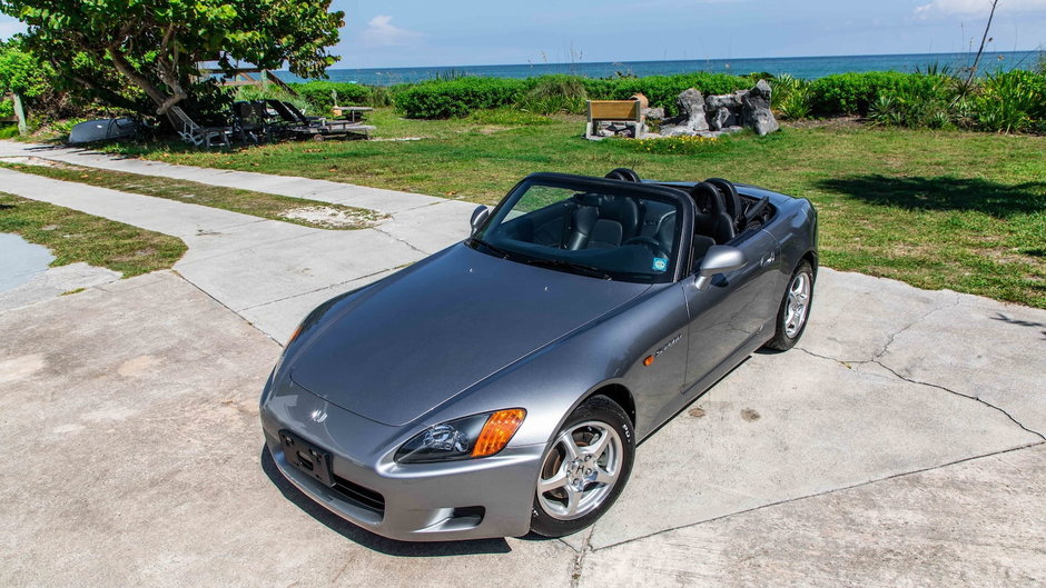 Honda S2000 cu 34 de mile