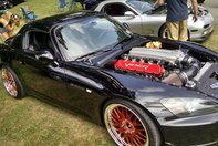 Honda S2000 cu motor de Viper