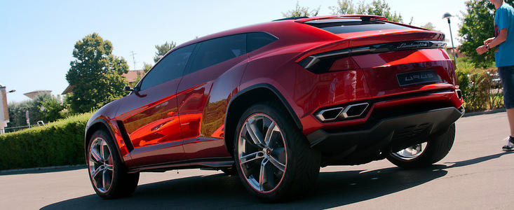 HOT: Noul Lamborghini Urus Concept isi face aparitia in primele imagini reale!