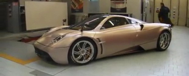 Hot: Pagani Huayra isi face aparitia in primul video oficial!