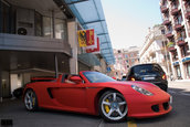 Hot sau nu? Carrera GT in rosu mat...