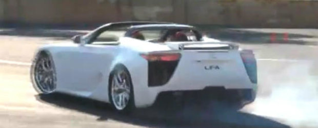 HOT VIDEO: Lexus LFA Roadster debuteaza in pasi de... drift