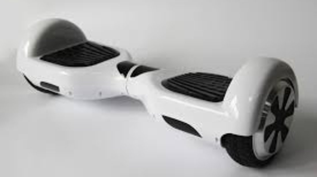 (Hoverboard) Model: Flame Mover S8 BT WHITE