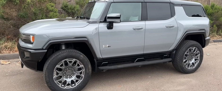 HUMMER se intoarce! Americanii prezinta oficial noul SUV cu 830 CP si 15.592 Nm sub capota. Cum arata in realitate HUMMER se intoarce! Americanii prezinta oficial noul SUV cu 830 CP si 15.592 Nm sub capota. Cum arata in realitate