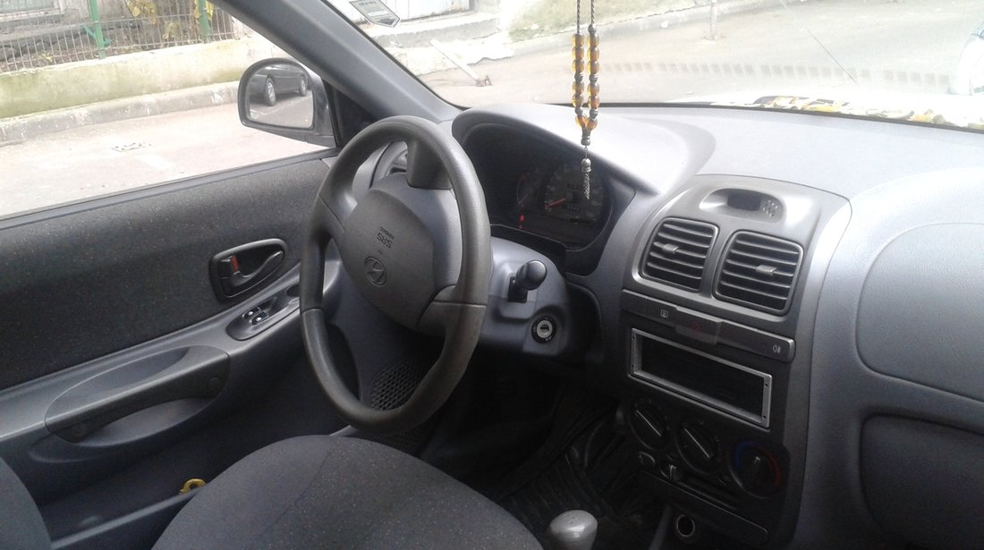 Hyundai Accent 1.3 2002