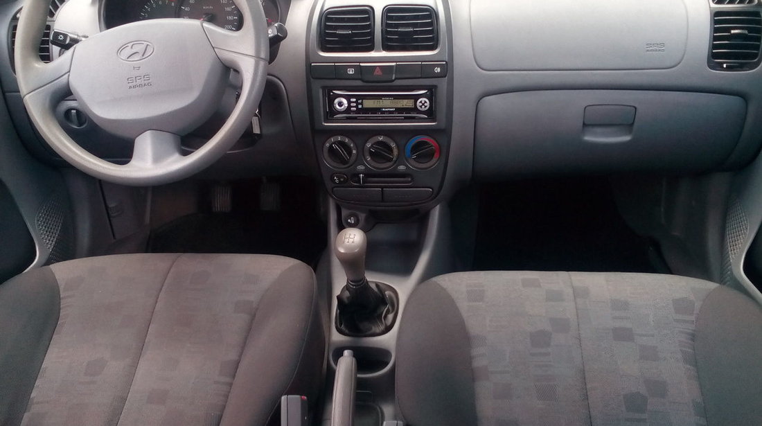 Hyundai Accent 1,3 benzina 2005