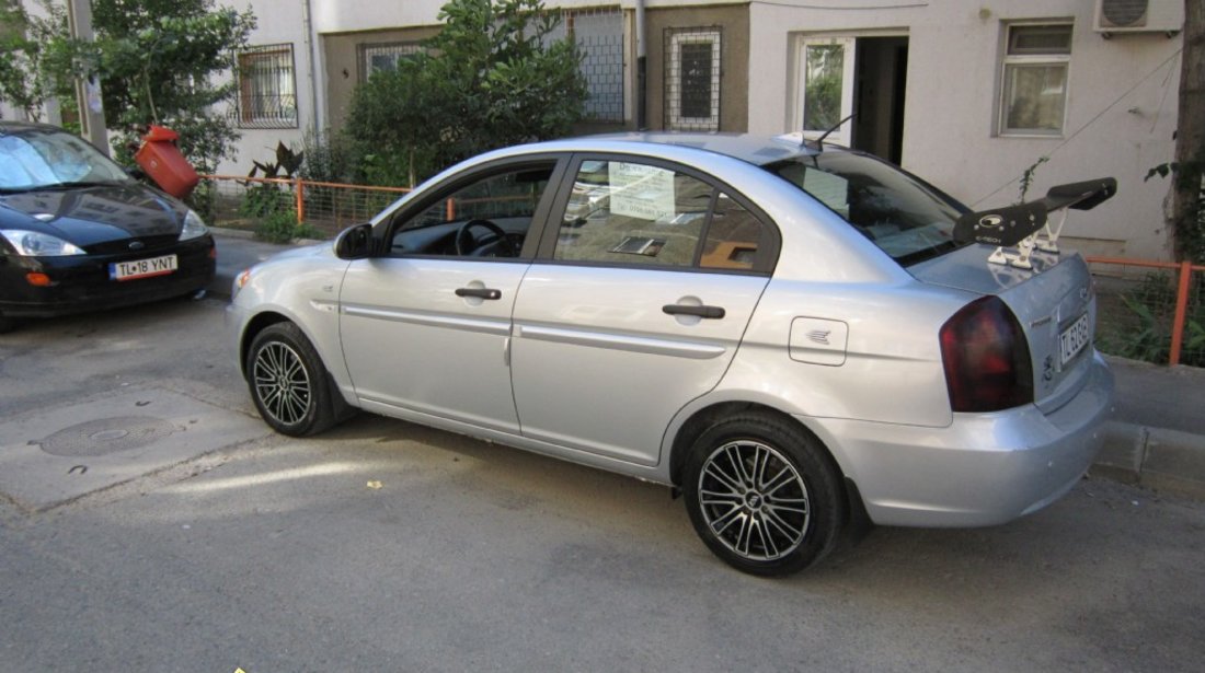 Hyundai Accent 1 4 DOHC 16V