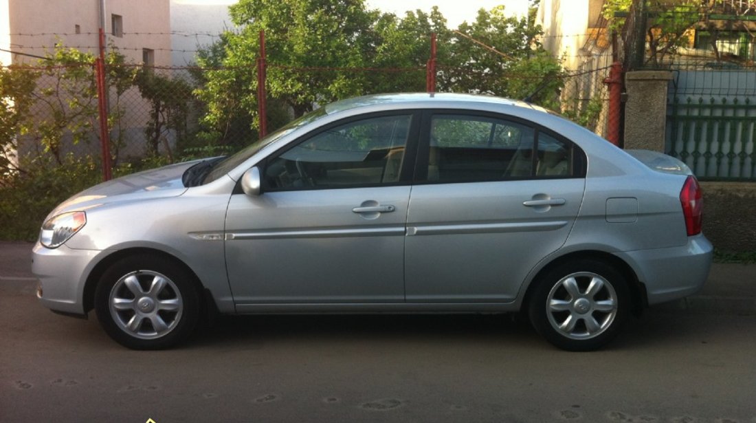 Hyundai Accent 1599cm3