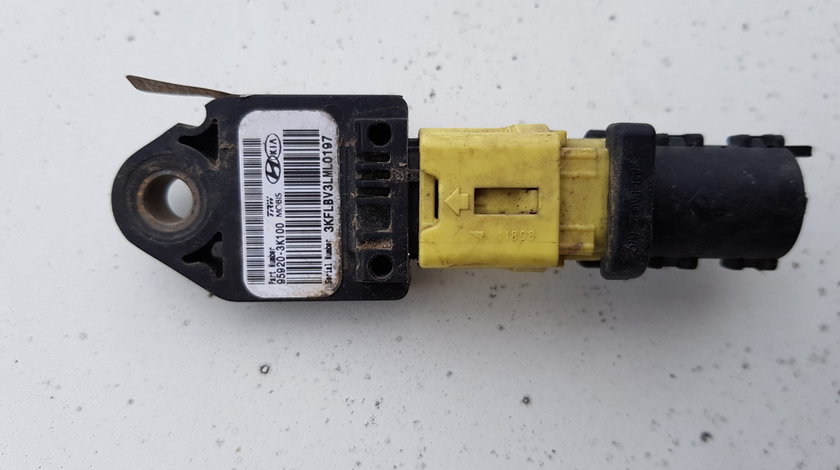 Hyundai accent 95920-3K100 SENSOR ASSEMBLY-FRONT IMPACT