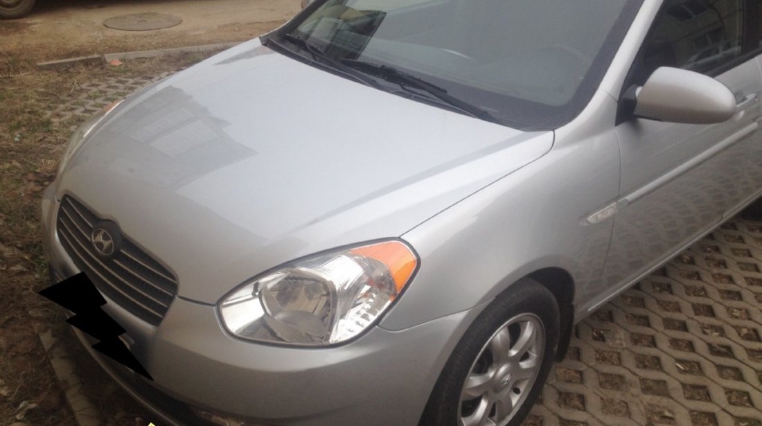 Hyundai Accent benzina 1 6