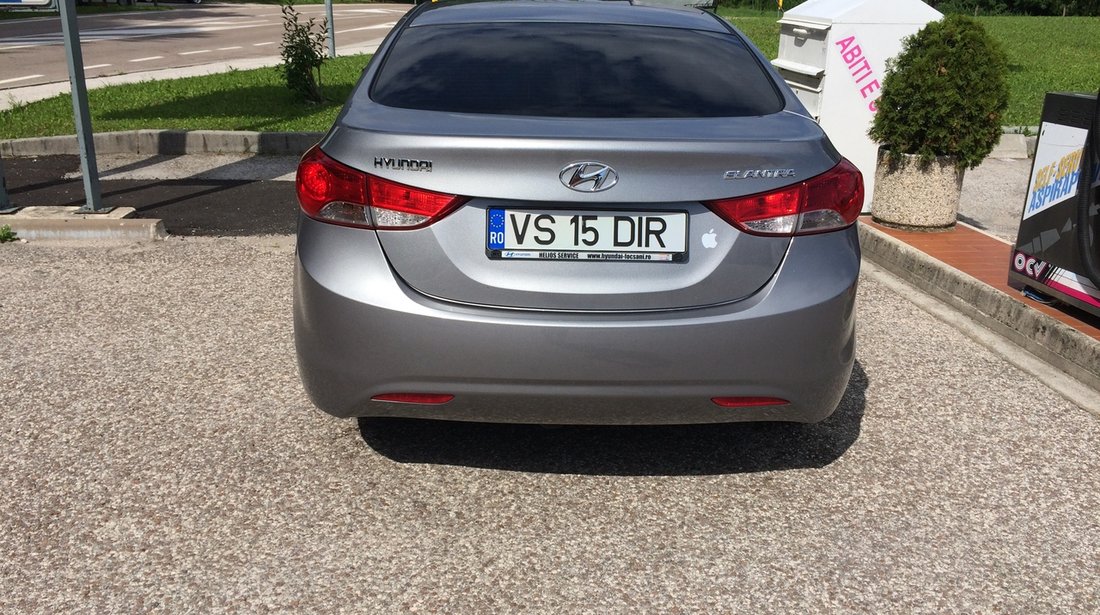 Hyundai Elantra 1600 2013