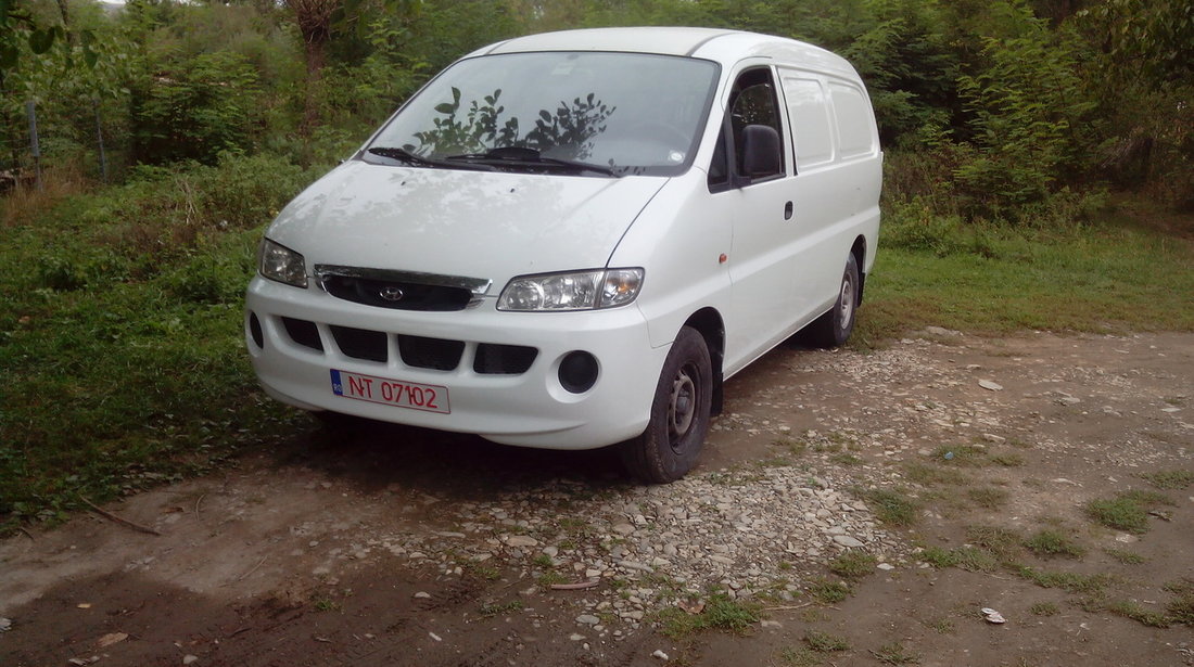 Hyundai H-1 2500 2003