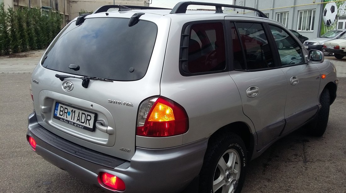 Hyundai Santa Fe 2,0crdi 4x4 permanent inm ro 4000euro 2003