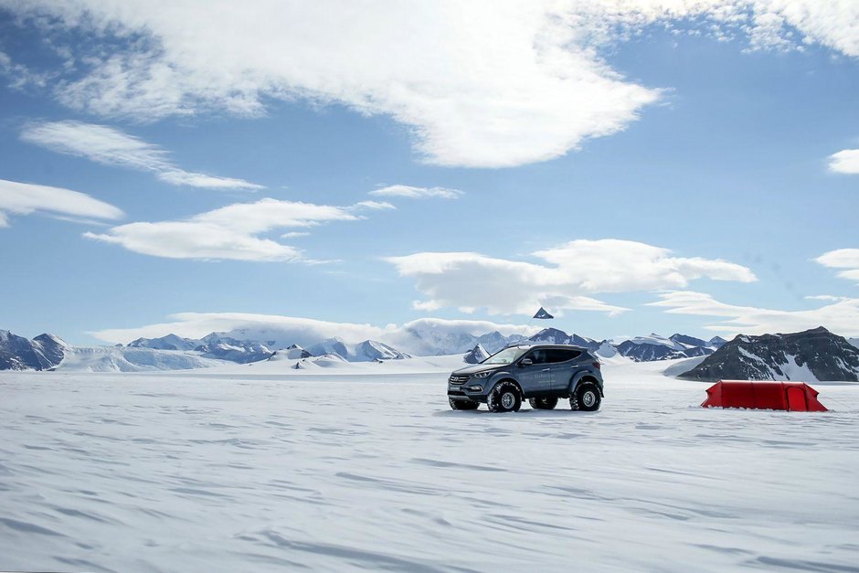 Hyundai Santa Fe in expeditia din Antarctica