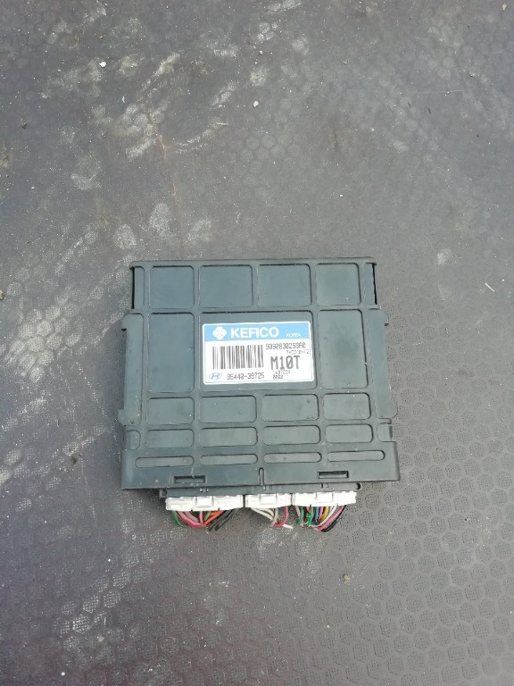 Hyundai Tucson 2.0 CRDI 95440 39725 computer