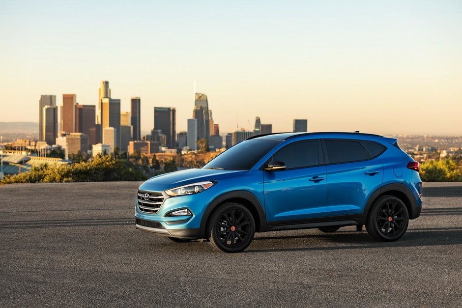 Hyundai Tucson Night