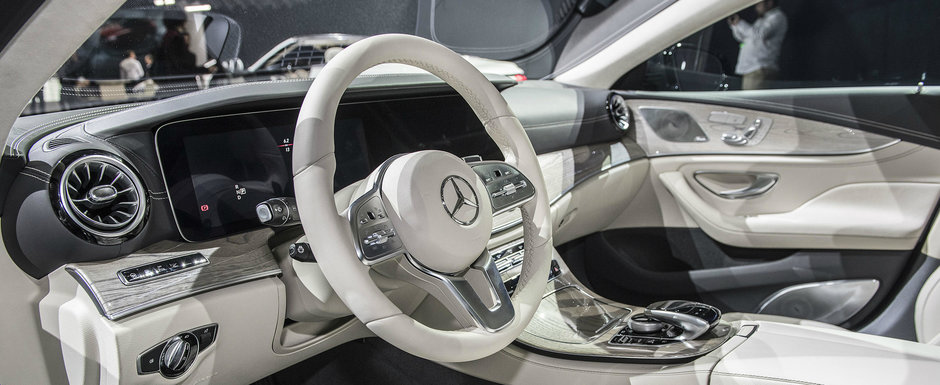 I-a lasat pe toti cu gura cascata. Uite cum arata PE VIU noul Mercedes CLS! I-a lasat pe toti cu gura cascata. Uite cum arata PE VIU noul Mercedes CLS!